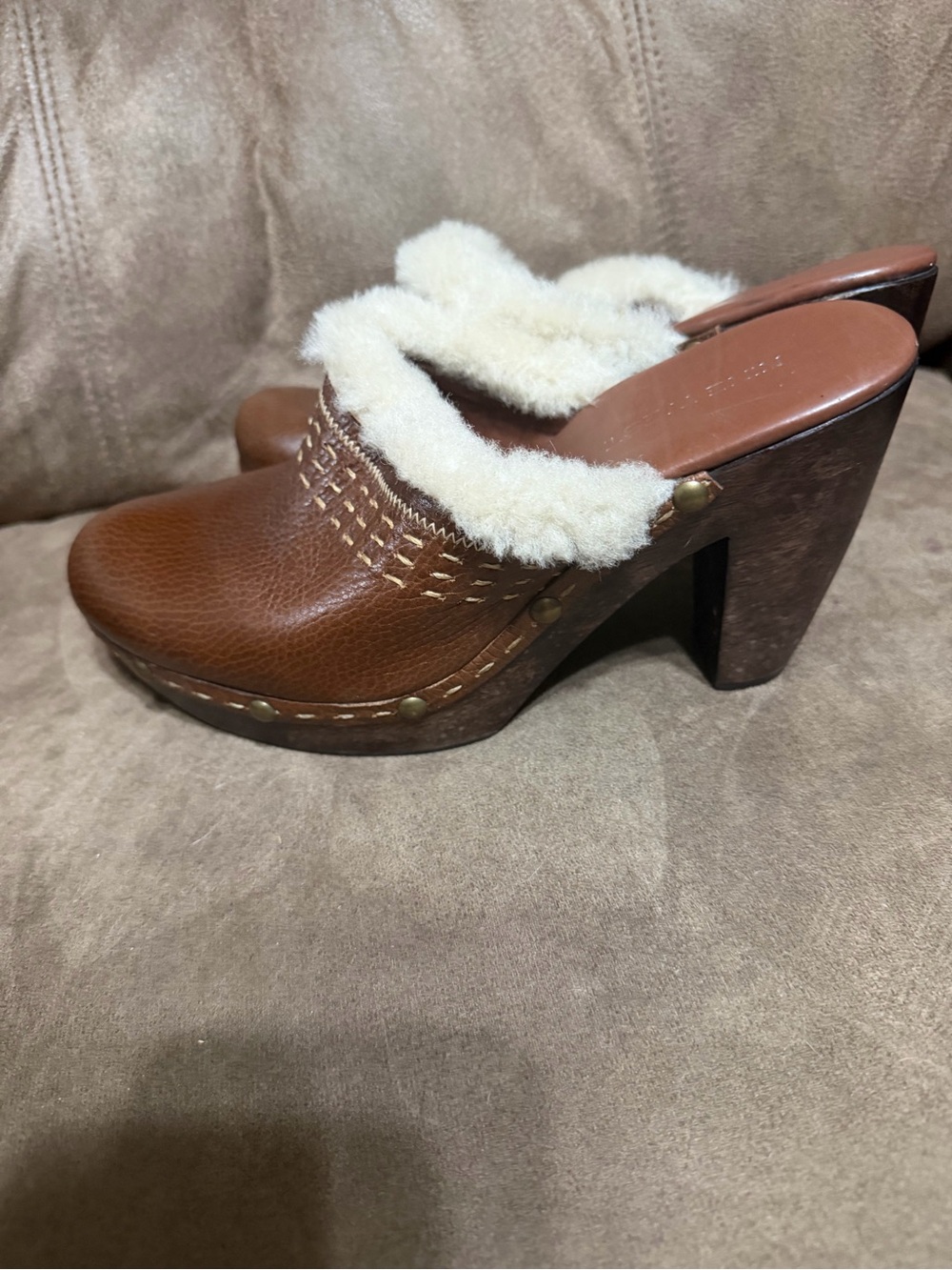 Women’s Nine West Brown Shearling-Lined Leather Clog Heels